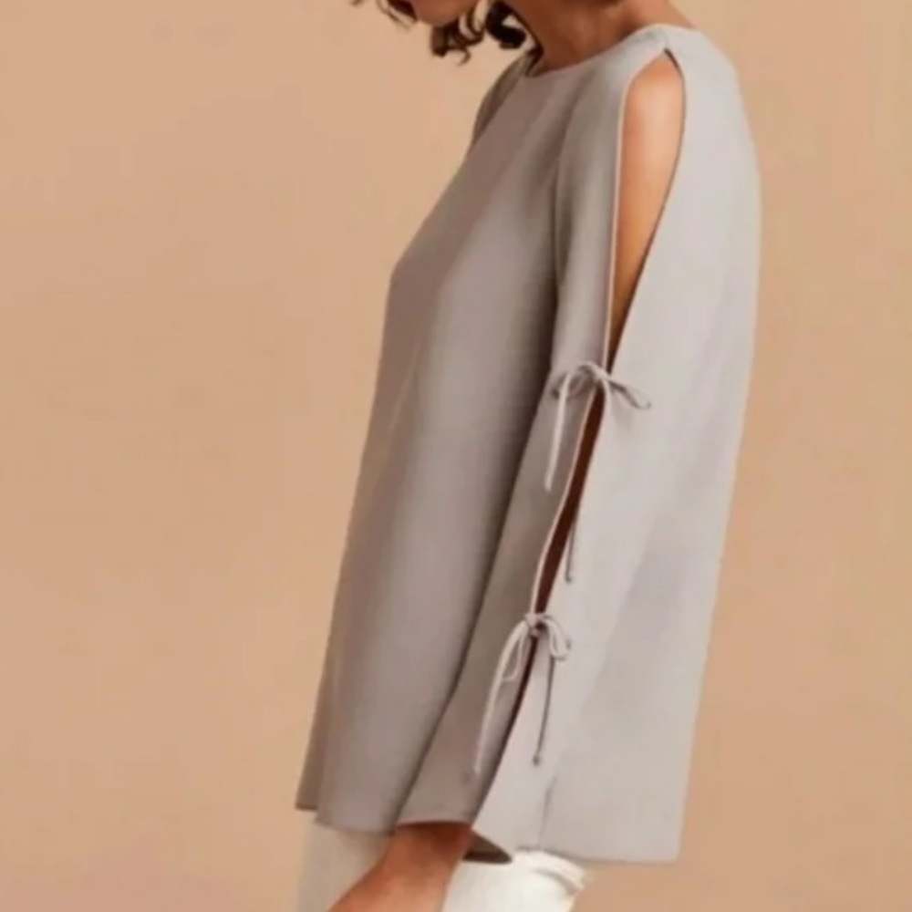 Aritzia Wilfred Pozzi drapey Blouse Long tied Sleeve with silk Size XS - Picture 3 of 12